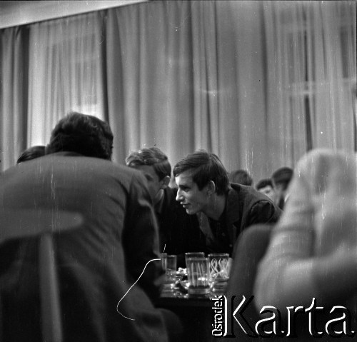 Lata 60., Warszawa, Polska.
Klub Międzynarodowej Prasy i Książki.
Fot. Marek Zürn, zbiory Fundacji Ośrodka KARTA
