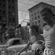 22.07.1966, Warszawa, Polska.
Defilada z okazji Święta Odrodzenia Polski (22 Lipca) na ulicy Marszałkowskiej.
Fot. Marek Zürn, zbiory Fundacji Ośrodka KARTA