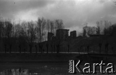 Lata 60., Bodzentyn, Polska.
Ruiny zamku.
Fot. Marek Zürn, zbiory Fundacji Ośrodka KARTA