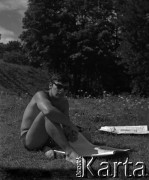 Lata 60., miejsce nieznane, Polska.
Marek Zürn podczas spływu kajakowego.
Fot. Marek Zürn, zbiory Fundacji Ośrodka KARTA