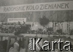 1929, Poznań, Polska.
Wystawa Powszechna w Poznaniu. Radomskie Koło Ziemianek.
Fot. NN, kolekcja rodziny Walińskich, zbiory Fundacji Ośrodka KARTA