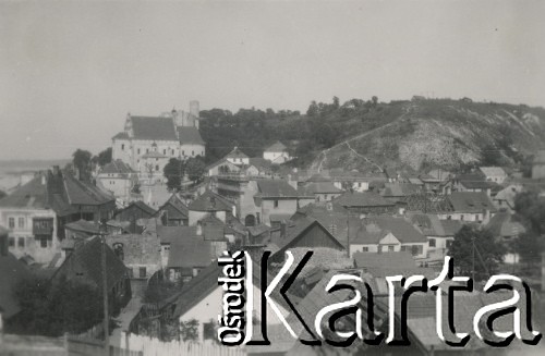 1930-1940, Kazimierz Dolny, Polska.
Widok na miasto.
Fot. NN, kolekcja rodziny Walińskich, zbiory Fundacji Ośrodka KARTA