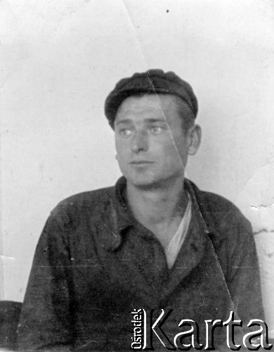 8.09.1954, Kołyma, Magadańska obł., ZSRR.
Kazimierz Siergiej podczas uwięzienia w łagrze.
Fot. NN, zbiory Ośrodka KARTA, udostępnił Jan Łopaciński.
