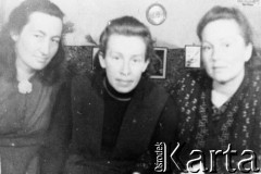 Brak daty, ZSRR.
Od lewej: Krystyna Malinowska, NN, Elżbieta Prandecka.
Fot. NN, zbiory Ośrodka KARTA, udostępniła Elżbieta Prade-Prandecka
