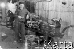 1954, Norylsk, Krasnojarski Kraj, ZSRR.
Zakład tokarski przy kopalni 