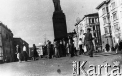 1956 lub 1957, Norylsk, Krasnojarski Kraj, ZSRR.
Fragment Placu Centralnego.
Fot. NN, zbiory Ośrodka KARTA, udostępnił Czesław Jakimowicz