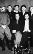 Brak daty, Poćma, Mordwińska ASRR, ZSRR.
Grupa zesłańców. W środku stoi Chodar.
Fot. NN, zbiory Ośrodka KARTA, udostępnił Wojciech Zakrzewski