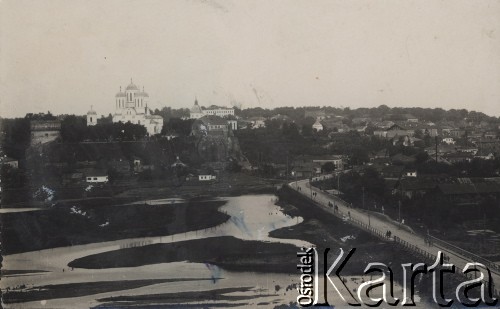 18.08.1936 Ostróg nad Horyniem, pow. Zdołbunów, Wołyńskie woj., Polska
Panorama Ostroga nad Horyniem.
Fot. NN, zbiory Ośrodka KARTA, z kolekcji Tadeusza Ignatowicza udostępniła Maria Różańska.

