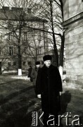 Grudzień 1955, Nowy Sącz, Polska.
Michał Wasąg przed punktem repatriacyjnym.
Fot. NN, zbiory Ośrodka KARTA, udostępnił Michał Tatarzycki.