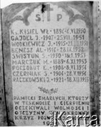 1956, Kazachstan, ZSRR.
Tablica na krzyżu, napis: 
