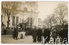 17.05.1935, Oszmiana, Wileńskie woj., Polska.
Uroczystości związane z pogrzebem Marszałka Józefa Piłsudskiego.
Fot. NN, kolekcja Marii Suchodolskiej, zbiory Fundacji Ośrodka KARTA