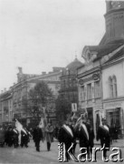 3.05.1932, Wilno, Wileńskie woj., Polska.
Pochód w rocznicę uchwalenia Konstytucji 3-go Maja.
Fot. NN, kolekcja Marii Suchodolskiej, zbiory Fundacji Ośrodka KARTA