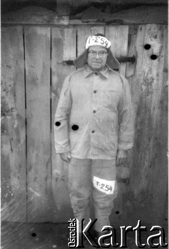 Brak daty, brak miejsca.
Stanisław Zdaniukiewicz w ubiorze łagiernika workuckiego. Czasy współczesne.
Fot. NN, zbiory Ośrodka KARTA, udostępnił Stanisław Zdaniukiewicz
