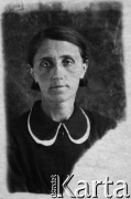 Lipiec 1941, Barnauł, Ałtajski Kraj, ZSRR.
Maria Maliszowa podczas przymusowego osiedlenia w ZSRR.
Fot. NN, zbiory Ośrodka KARTA, udostępniła Halina Karny