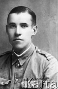 1930, brak miejsca.
Polacy represjonowani w ZSRR. Edward Kazimierz Kremky, więzień obozu w Kozielsku, zamordowany w Katyniu w 1940 roku; portret w mundurze.
Fot. NN, zbiory Ośrodka KARTA, udostępniła Janina Kremky