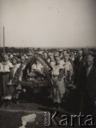 16.09.1934, Horodenka, woj. Stanisławów, Polska.
Uroczyste obchody Dnia Rolnika.
Fot. NN, zbiory Ośrodka KARTA, kolekcję Edwarda Skrzyńskiego udostępniła Izabella Srzednicka.
 

