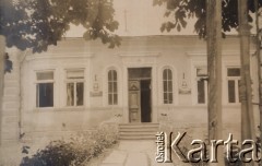 1934, Horodenka, woj. Stanisławów, Polska.
Siedziba Wydziału Powiatowego.
Fot. NN, zbiory Ośrodka KARTA, kolekcję Edwarda Skrzyńskiego udostępniła Izabella Srzednicka.