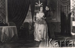 Lstopad 1957, Strzelce Opolskie, Polska.
 Zakład Karny w Strzelcach Opolskich. Teatr więzienny 