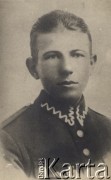 Przed 1939, Stołpce, woj. Nowogródek, Polska.
Józef Śnioch, portret w mundurze.
Fot. NN, zbiory Ośrodka KARTA, udostępnił Józef Śnioch.

