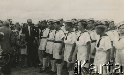 1944, Uganda.
