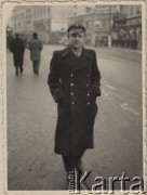 14.01.1940, Bukareszt, Rumunia.
Polscy uchodźcy w Rumunii podczas II wojny światowej. Tadeusz Gaydamowicz - pierwsze tygodnie po przyjeździe do stolicy Rumunii.
Fot. NN, zbiory Ośrodka KARTA, udostępnił Tadeusz Gaydamowicz.