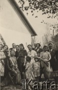 Wiosna 1943, Kiszyniów, Rumunia.
Wielkanoc.
Fot. NN, zbiory Ośrodka KARTA, udostępnił Tadeusz Gaydamowicz.