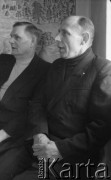 Lata 60., Niwnica koło Nysy, Polska.
Wyznawcy Stolicy Bożej i Barankowej Apostołów w Duchu i Prawdzie, Alfa i Omega, Początek i Koniec.
Fot. Irena Jarosińska, zbiory Ośrodka KARTA
