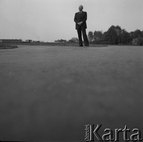 1978, Kraków, Polska.
Stanisław Lem - filozof i pisarz, autor książek fantastyczno-naukowych.
Fot. Irena Jarosińska, zbiory Ośrodka Karta.