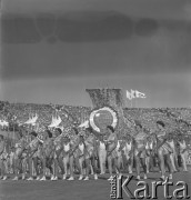31.07.1955 - 4.08.1955, Warszawa, Polska.
V Światowy Festiwal Młodzieży i Studentów o Pokój i Przyjaźń. Uroczystości na Stadionie X-lecia
Fot. Irena Jarosińska, zbiory Ośrodka KARTA