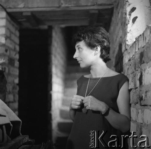 Po 1959, Warszawa, Polska.
Aktorka Teatru na Tarczyńskiej, malarka Maria Fabicka.
Fot. Irena Jarosińska, zbiory Ośrodka KARTA