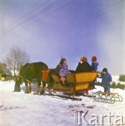 Brak daty, Bukowa lub Rabka, Polska.
Wypoczynek w górach.
Fot. Irena Jarosińska, zbiory Ośrodka KARTA