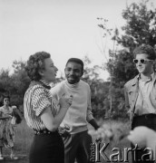 31.07.1955 - 4.08.1955, Warszawa, Polska.
V Światowy Festiwal Młodzieży i Studentów o Pokój i Przyjaźń. Uczestnicy festiwalu.
Fot. Irena Jarosińska, zbiory Ośrodka KARTA