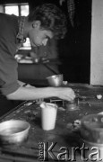 Lata 50., Polska.
Schronisko PTTK nad Morskim Okiem. 
Fot. Irena Jarosińska, Stanisław Pieniążek, zbiory Ośrodka KARTA