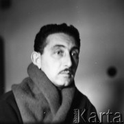 Lata 70., Polska.
Stanisław Pieniążek - mąż fotografki Ireny Jarosińskiej.
Fot. Irena Jarosińska, zbiory Ośrodka KARTA