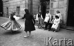 1959, Otwock Wielki, Polska.
Zakład poprawczy dla dziewcząt na wyspie Rokola.
Fot. Irena Jarosińska, zbiory Ośrodka KARTA