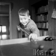 Lata 60., Polska.
Rodzinny dom dziecka państwa Dowlasów.
Fot. Irena Jarosińska, zbiory Ośrodka KARTA