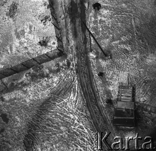 1954-1955, Warszawa, Polska
Widok z okna pracowni Ireny Jarosińskiej w Alei Świerczewskiego 95/99. 
Fot. Irena Jarosińska, zbiory Ośrodka KARTA