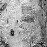 1954-1955, Warszawa, Polska
Widok z okna pracowni Ireny Jarosińskiej w Alei Świerczewskiego 95/99. 
Fot. Irena Jarosińska, zbiory Ośrodka KARTA