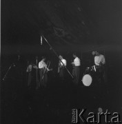 Sierpień 1956, Sopot, Polska
I Ogólnopolski Festiwal Muzyki Jazzowej. Zespół na scenie.
Fot. Irena Jarosińska, zbiory Ośrodka KARTA