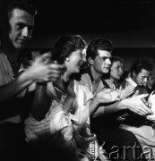 Sierpień 1956, Sopot, Polska
I Ogólnopolski Festiwal Muzyki Jazzowej. Publiczność.
Fot. Irena Jarosińska, zbiory Ośrodka KARTA
