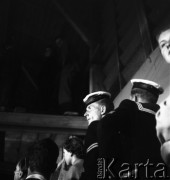 Sierpień 1956, Sopot, Polska
I Ogólnopolski Festiwal Muzyki Jazzowej. Marynarze podczas koncertu.
Fot. Irena Jarosińska, zbiory Ośrodka KARTA