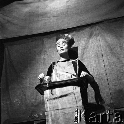 1961-1962, Warszawa, Polska.
Teatr Osobny (pl. Dąbrowskiego). Spektakl 