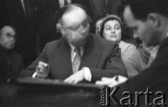 22.01.1959, Warszawa, Polska
Spotkanie Klubu Krzywego Koła w Staromiejskim Domu Kultury. Tematem dyskusji była polityka kulturalna po XII Plenum PZPR. Na zdjęciu Adam Schaff.
Fot. Irena Jarosińska, zbiory Ośrodka KARTA