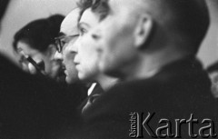 22.01.1959, Warszawa, Polska
Spotkanie Klubu Krzywego Koła w Staromiejskim Domu Kultury. Tematem dyskusji była polityka kulturalna po XII Plenum PZPR. Wśród uczestników Paweł Jasienica (z papierosem)
Fot. Irena Jarosińska, zbiory Ośrodka KARTA