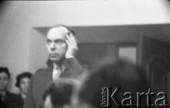 22.01.1959, Warszawa, Polska
Spotkanie Klubu Krzywego Koła w Staromiejskim Domu Kultury. Tematem dyskusji była polityka kulturalna po XII Plenum PZPR. Na zdjęciu Adam Schaff.
Fot. Irena Jarosińska, zbiory Ośrodka KARTA