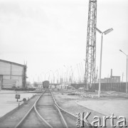 lata 60-te, Szczecin, Polska.
Port Szczecin.
Fot. Irena Jarosinska, zbiory Oorodka KARTA.