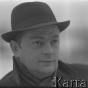 lata 60-te, Szczecin, Polska.
Malarz Jerzy Brzozowski.
Fot. Irena Jarosińska, zbiory Ośrodka KARTA.