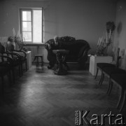 1968, Warszawa, Polska.
Dyrektor Muzeum Literatury im. Adama Mickiewicza Adam Mauersberger.
Fot. Irena Jarosińska, zbiory Ośrodka KARTA