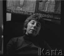 lata 60-te, Warszawa, Polska
Historyk sztuki Izabela Galicka, która w 1964 roku razem z Hanną Sygietyńską, odkryła na plebanii kościoła w Kosowie Lackim obraz El Greco, „Ekstaza św. Franciszka”.
Fot. Irena Jarosińska, zbiory Ośrodka KARTA