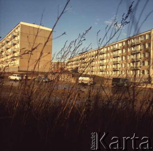 Listopad 1969, Poznań, Polska.
Osiedle Wielkiego Października.
Fot. Irena Jarosińska, zbiory Ośrodka KARTA